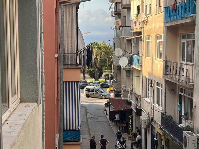REMAX KANYON SAHİLİN HEMEN DİBİNDE KİRALIK ARA KAT DAİRE