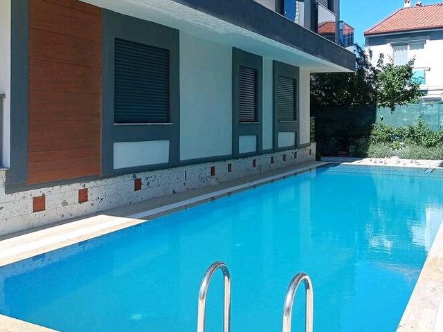 SEFERİHİSAR DA EŞYALI,HAVUZLU SİTEDE KİRALIK DAİRE