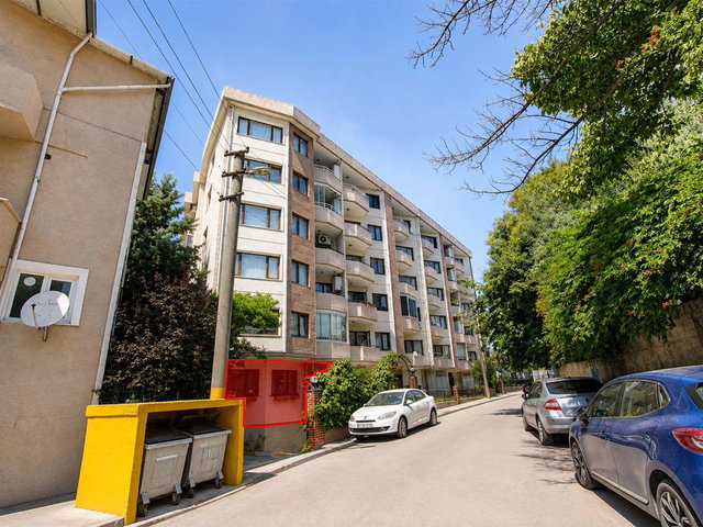 REMAX BEYAZ  HÜDAVENDİGAR’DA KENT PARK’A YAKIN, 3+1 GİRİŞ KAT, GÜNEY-BATI CEPHELİ 165 M² DAİRE