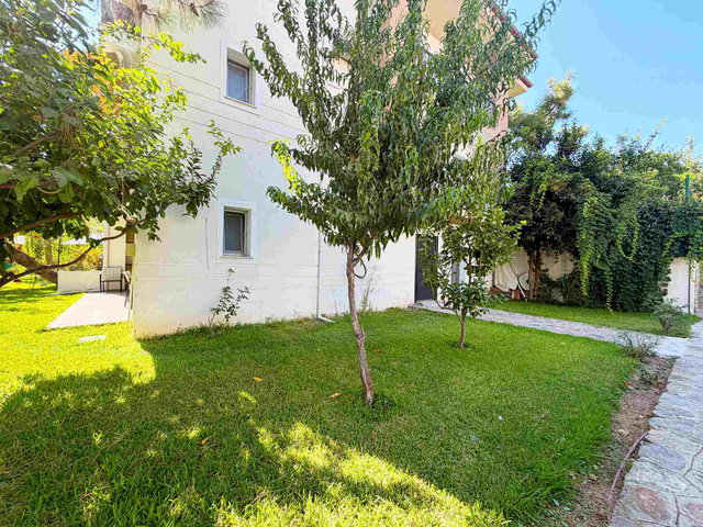 DATÇA İSKELE MAHALLESİ DATÇAM EVLERİ’NDE SATILIK BAHÇELİ 2+1 DAIRE