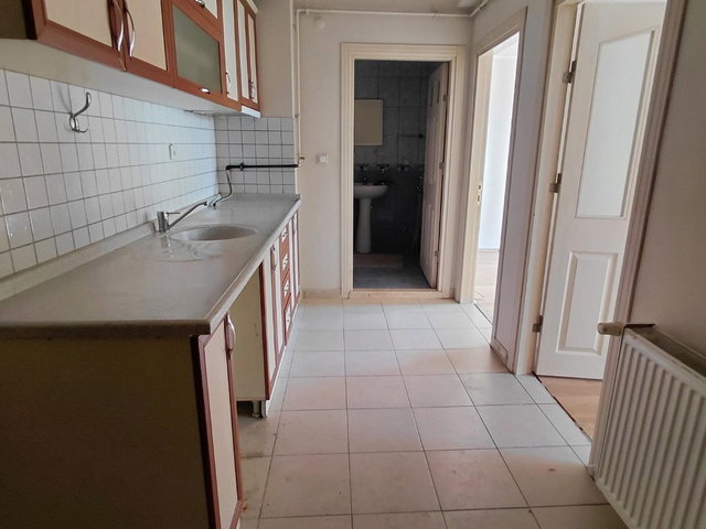 RE/MAX MOD'DAN SÜTLÜCE'DE KİRALIK 1+1 DAİRE