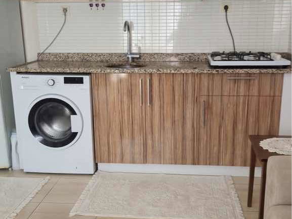 EĞİTİM ARAŞTIRMA HASTAHANESİNE YAKIN 1+1 KISMI EŞYALI TEMİZ BİR DAİRE