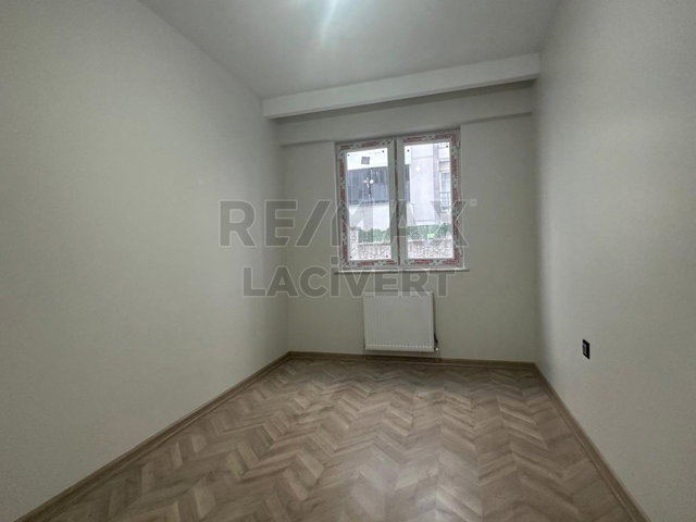 RE/MAX LACIVERT'TEN OSMANBEY KONUTLARI'NDA KIRALIK 2+0 DAIRE