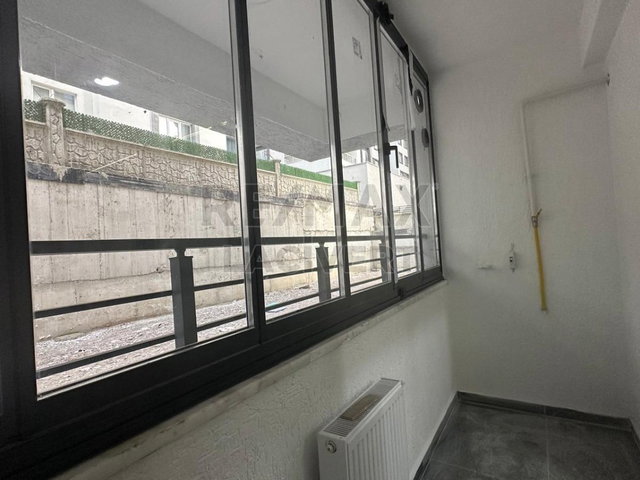 RE/MAX LACIVERT'TEN OSMANBEY KONUTLARI'NDA KIRALIK 2+0 DAIRE