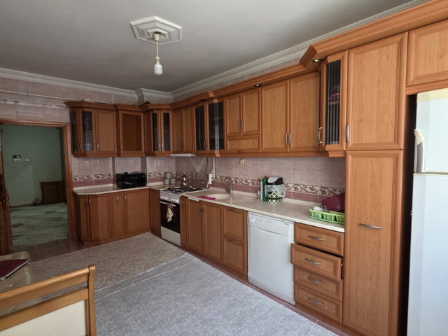 REMAX İLKE'DEN ŞÜKRÜPAŞA'DA 3+1 SATILIK DAİRE