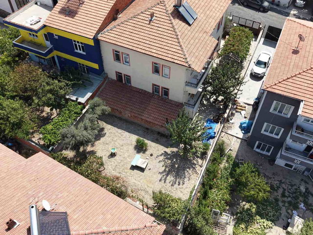 BATTALGAZİ KARAHAN MAHALLESİNDE SATILIK 2 KATLI MÜSTAKİL EV