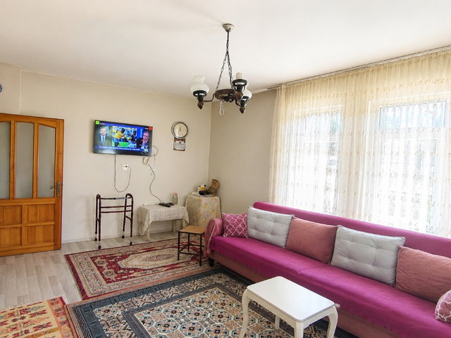 BATTALGAZİ KARAHAN MAHALLESİNDE SATILIK 2 KATLI MÜSTAKİL EV