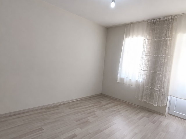 BATTALGAZİ KARAHAN MAHALLESİNDE SATILIK 2 KATLI MÜSTAKİL EV