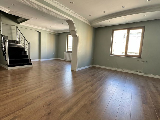 GAZİOSMANPAŞA DUBLEKS DAIRE 3+1 | 240 M² NET