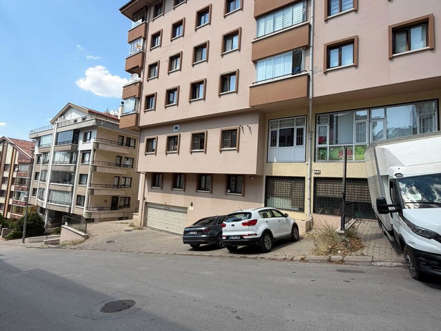 DİKMEN DE ORMAN MANZARALI, GENİŞ VE KONFORLU 4+1