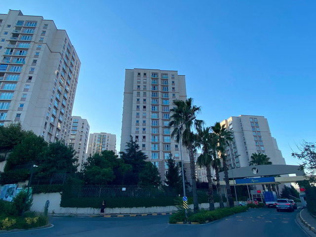 AVRUPA KONUTLARI TEM'DE HAVUZ/PEYZAJ/GÖLET MANZARALI 4+1 SATILIK DAİRE