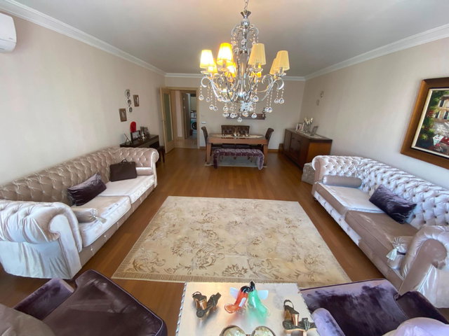 AVRUPA KONUTLARI TEM'DE HAVUZ/PEYZAJ/GÖLET MANZARALI 4+1 SATILIK DAİRE