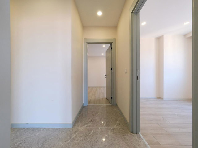 SAHİLE 2. PARSELDE NEFES MARİN SİTESİ BOŞ YENİ BİNA 3+1 SATILIK DAİRE