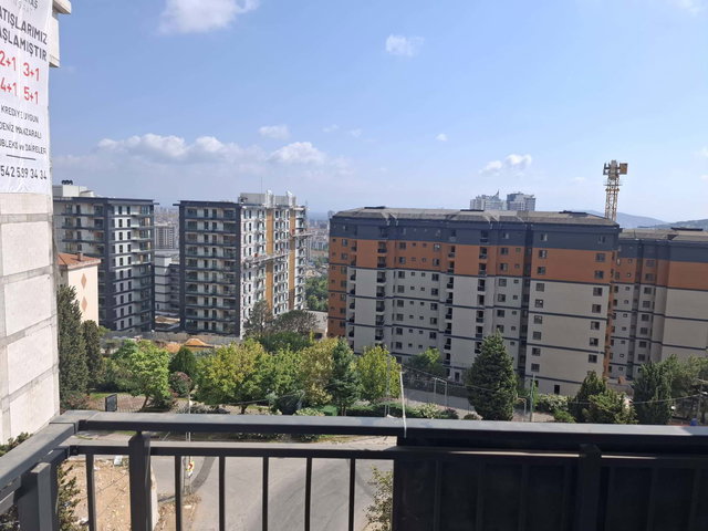 MALTEPE ESENKENT METROYA YAKIN PERA PARK SATILIK 3+1 DAİRE
