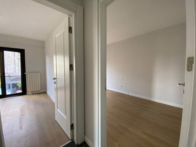 REMAX ASHILL ÇENGELKÖY ERGUVAN EVLERI SITESI 3+1 SATILIK DAIRE