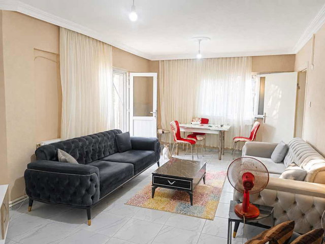KUŞADASI ÇEVREM SİTESİ’NDE BAHÇE KATI, KAPALI MUTFAK 2+1 DAİRE