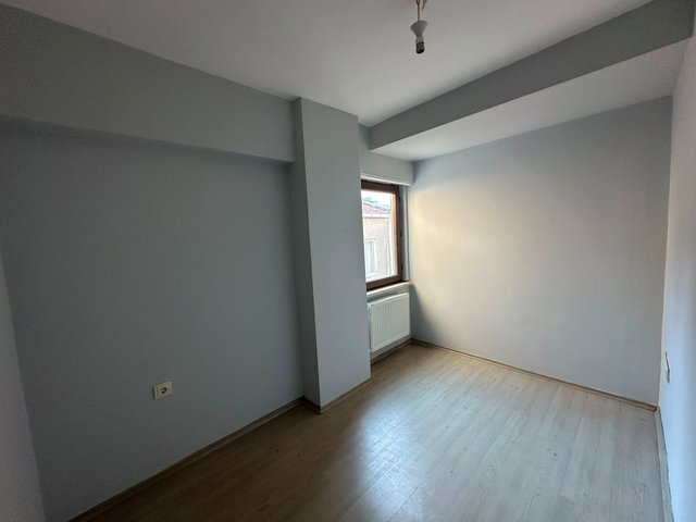 ÇANAKKALE KORDON İSKELE BÖLGESI KIRALIK 2+1 DAIRE