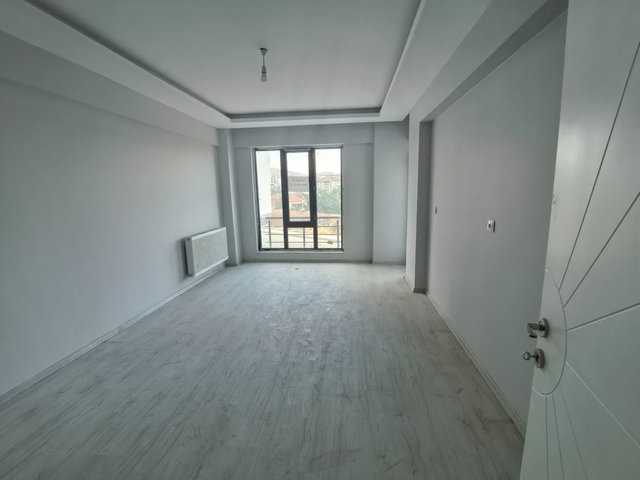 RE/MAX DEĞİŞİM'DEN  DOĞUKENT'TE  SATILIK  LÜKS  3+1  DAİRE