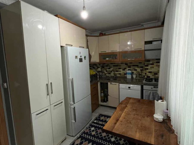 SULTANGAZİ 50. YIL’DA EN ÜST KAT 6+2 | 230 M² NET | EŞYALI, BALKONLU, KREDİYE UYGUN