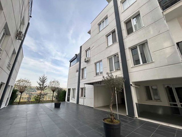 HAVUZLU SITE VADI IZMIT 2+1 EŞYALI KIRALIK DAIRE