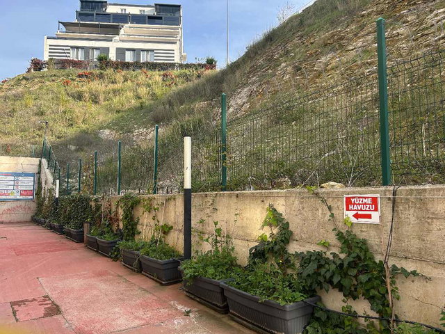 HAVUZLU SITE VADI IZMIT 2+1 EŞYALI KIRALIK DAIRE