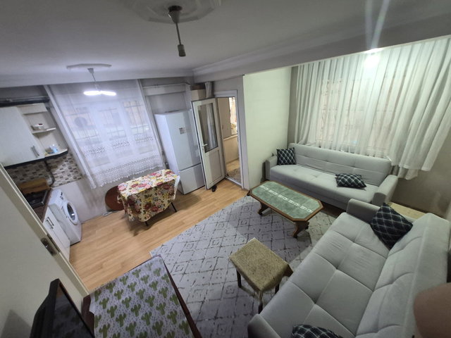 KANARYA MERKEZ'DE 2+1 SATILIK DAİRE