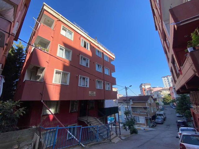 PENDIK AHMET YESEVI 2+1 BALKONLU SATILIK DAIRE