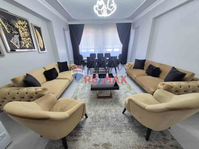 RE/MAX LACİVERT'TEN YENİŞEHİR'DE SATILIK 3+1 DAİRE