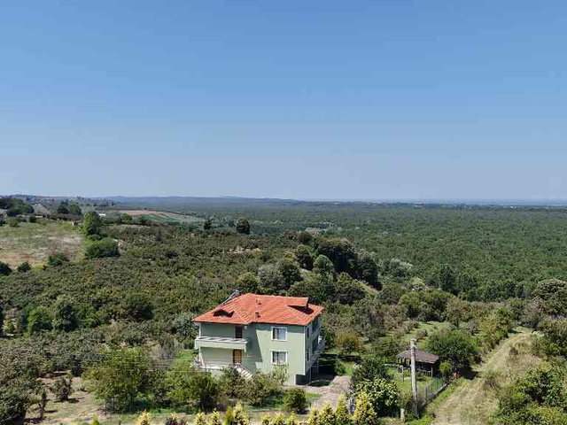 RE/MAX MAVİ'DEN 10 DÖNÜM ARSA VE 3 KATLI DENİZ MANZARALI EV