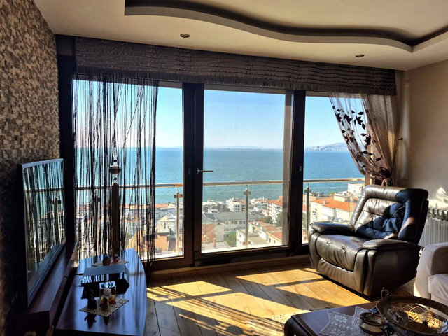 GÖZTEPE HAKIMEVLERI'NDE DENIZ MANZARALI SATILIK 4+1 LÜKS DAIRE
