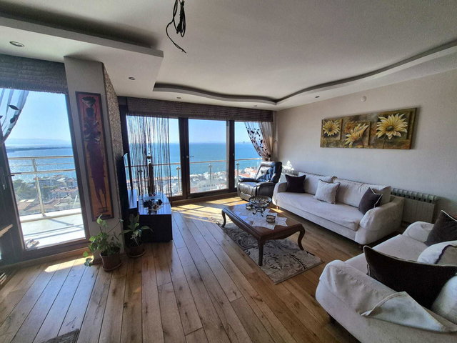 GÖZTEPE HAKIMEVLERI'NDE DENIZ MANZARALI SATILIK 4+1 LÜKS DAIRE