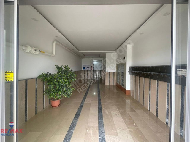 KAŞÜSTÜ MAHALLESİ TAM MERKEZİ ANAYOLUN ÜSTÜNDE KİRALIK 3+1 DAİRE