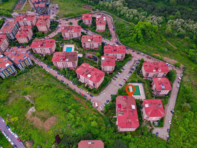 ZEKERIYAKÖY KONFORLU ÇATI DUBLEKS EŞYALI/EŞYASIZ KIRALIK