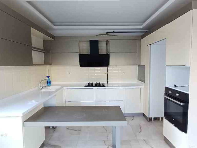 BAĞLICADA 160 M² NET | GİYİNME ODALI | EBEVEYN BANYOLU 3 CEPHE