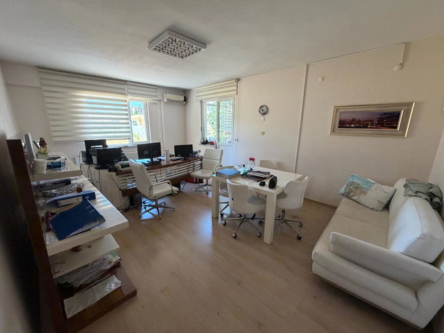 BÜYÜKÇEKMECE MİMARSİNAN’DA 3+1 SATILIK 130 M² BRÜT ÇİFT BALKON KREDİYE UYGUN