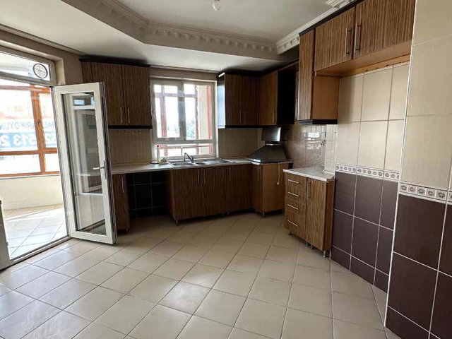 FEVZIÇAKMAKTA 4+1 DAIRE