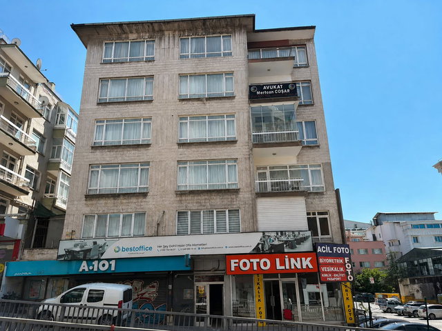 AKAY 'DA MUHTEŞEM KONUMDA 3+1 120MT2 KIZILAYA YÜRÜME MESAFESİNDE