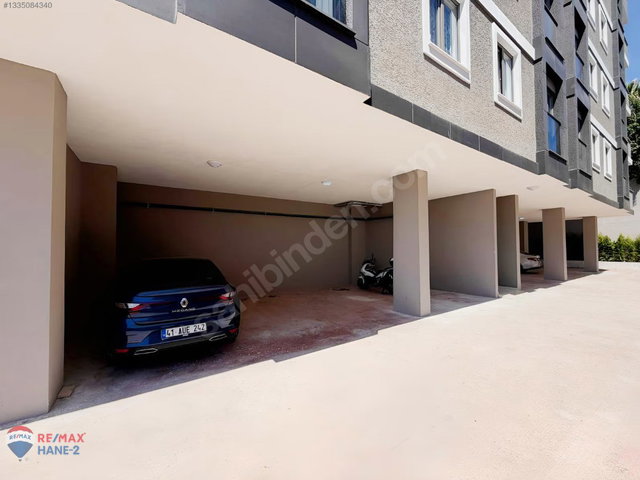 BARIŞ MAH.OTURMAYA HAZIR SIFIR 3+1 100 M2 ARAKAT