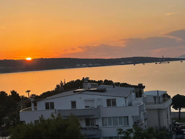 IZMİR ALİAĞADA PANORAMİK DENİZ MANZARALI, KİRALIK 2+1 DAİRE