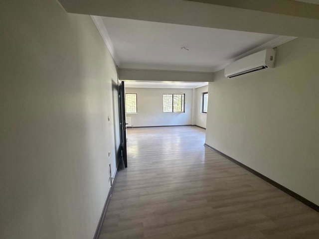 KIRKKONAKLARDA TERASLI 240 M2 GIRIŞ KAT 3+1 SATILIK DAIRE