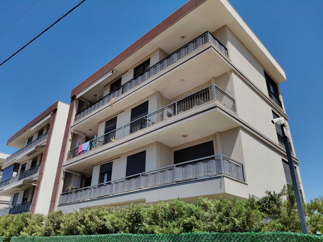 SEFERİHİSAR DÜŞLER SİTESİNDE  3+1  DAİRE FERAH VE KONFORLU YAŞAM