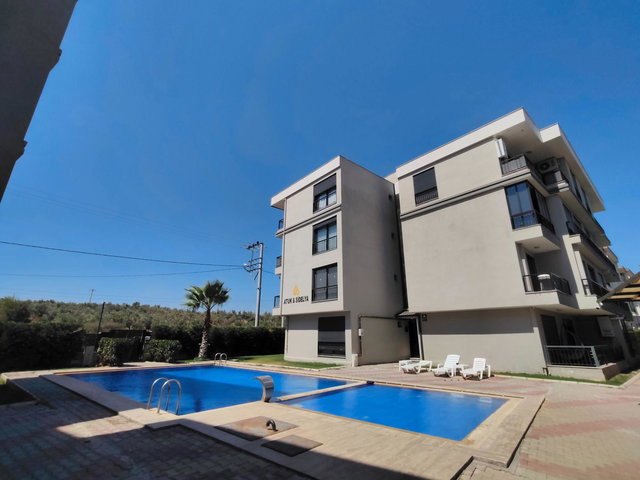SEFERİHİSAR DÜŞLER SİTESİNDE  3+1  DAİRE FERAH VE KONFORLU YAŞAM