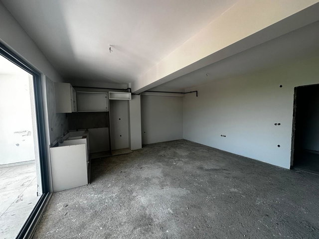 BAŞISKELE FATIH MAH. GENIŞ DOĞA MANZARALI  SATILIK 1+1 DAİRE