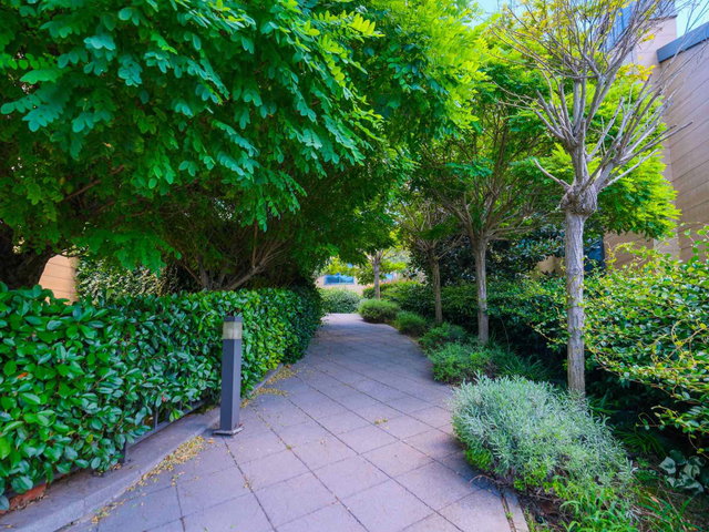 ZEKERİYAKÖY TERRACE DOĞA SİTESİ SATILIK VİLLA 4+1