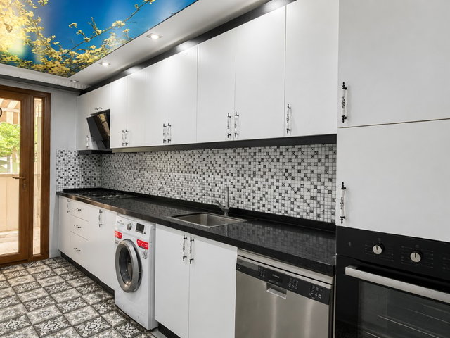 ÇEKMEKÖY MERKEZ MAH.BAHÇE KULLANIMLI 2+1 BRÜT 75M² SATILIK DAIRE