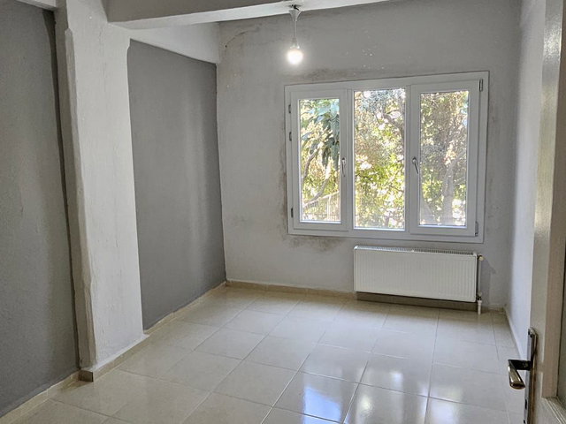 IZMIR ALIAĞA YENİ MAHALLE'DE BAHÇELİ GİRİŞ KAT KİRALİK DAİRE