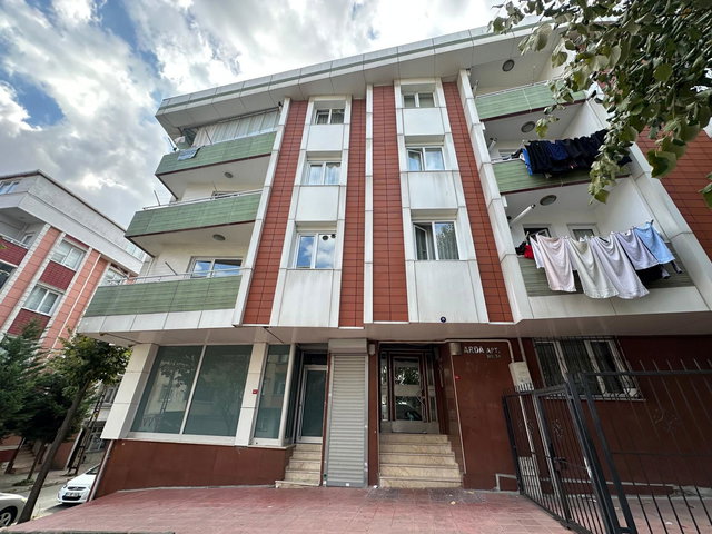 REMAX'TAN DEMIRKAPI'DA KIRALIK 1+1 ÇATI KATI DAIRE