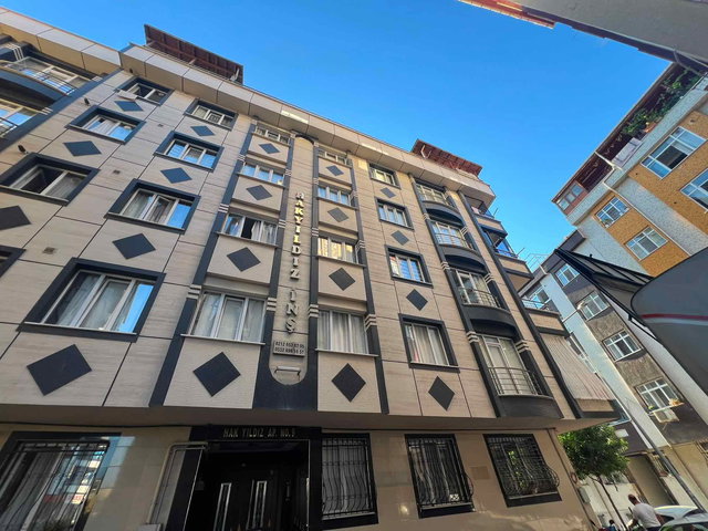 BAHÇELİEVLER KOCASİNAN MERKEZ’DE 5+2 DUBLEKS | 250 M² NET | KAT MÜLKİYETLİ, KREDİYE UYGUN