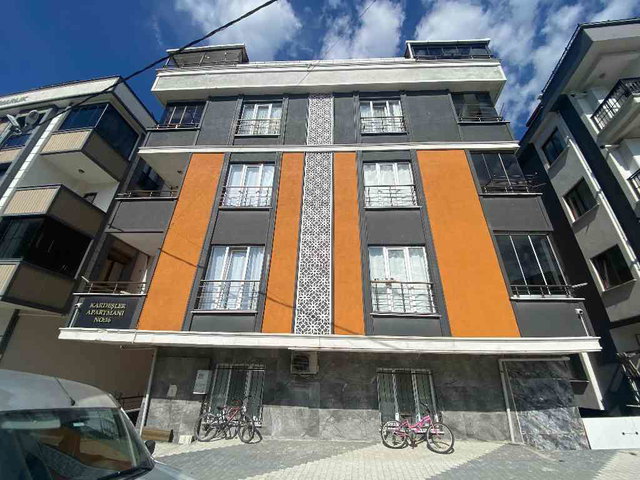 TAŞOLUK MERKEZDE 4 YAŞINDA SATILIK 4+2 İSKANLI DUBLEKS DAİRE