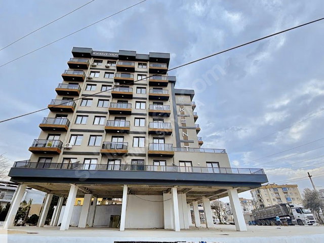 ÇAMLIKULEDE 1+1 EŞYALI KIRALIK DAIRE 47 M²